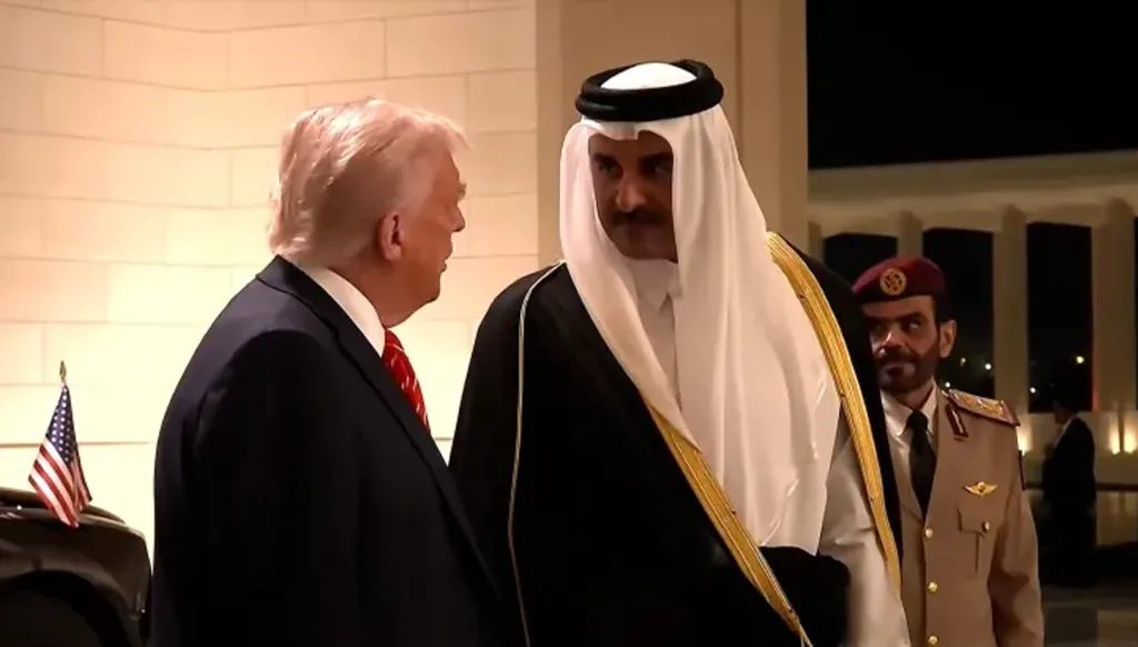 أمير قطر ودونالد ترامب (أرشيفية).