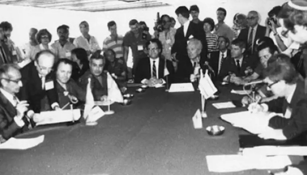 مفاوضات اتفاق 17 أيار.