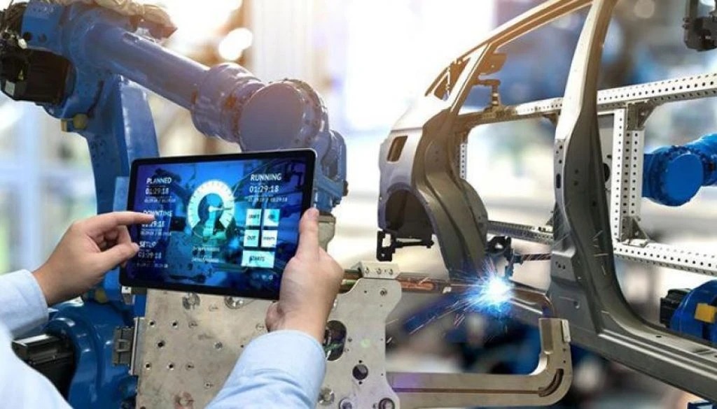 التكنولوجيا والصناعات (وكالات).