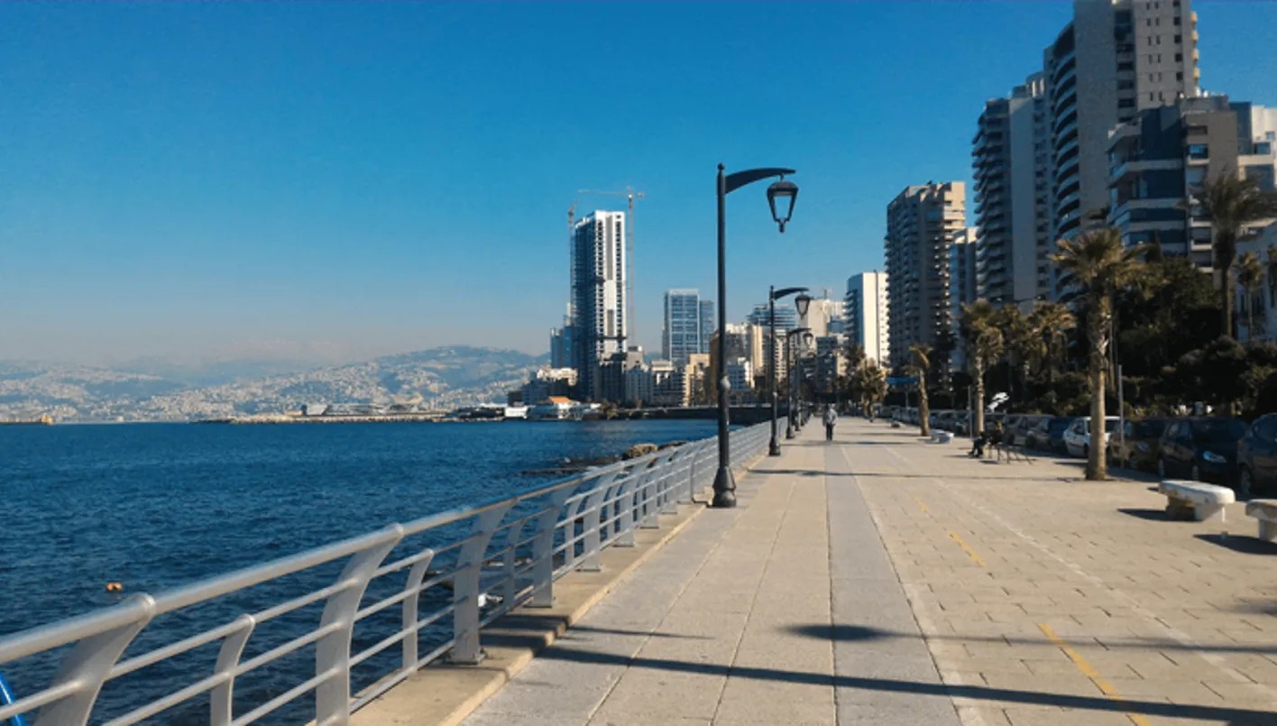 الكورنيش البحري في بيروت (أرشيف 