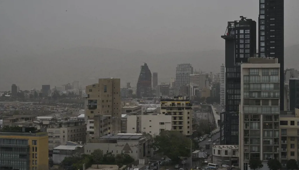 بعد الغبار... كتل هوائية باردة تُسيطر على لبنان وهطول أمطار متفرّقة