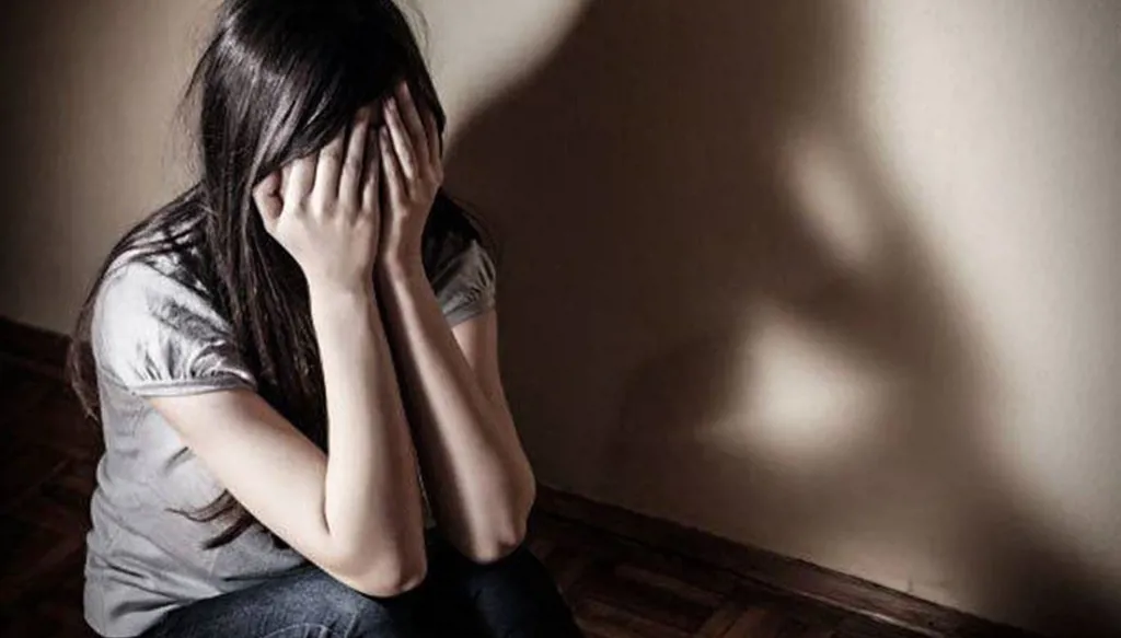 بَيع أو قتل أو دفع فدية... ظاهرة اختطاف علويّات من شوارع سوريا تُثير رعب الأهالي!