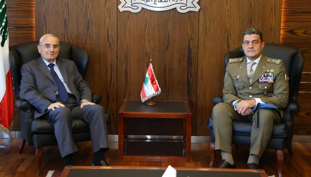 منسّى استقبل اللواء أبانيارا... تأكيد على ضرورة التمديد لـ"اليونيفيل"