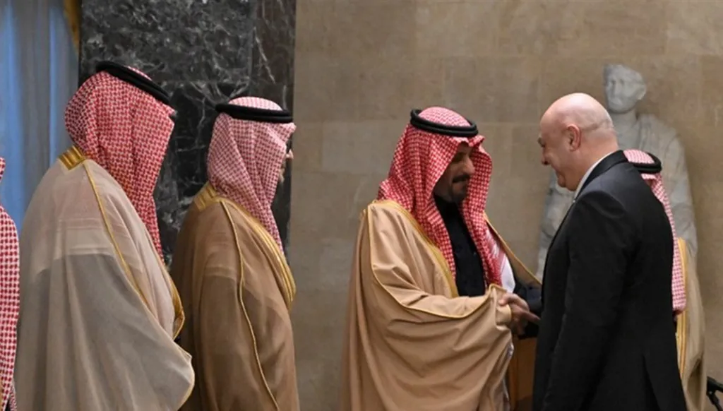 الزيارة الثالثة لبن فرحان إلى لبنان: دعم سعودي ينتظر الردّ على الورقة الأميركية