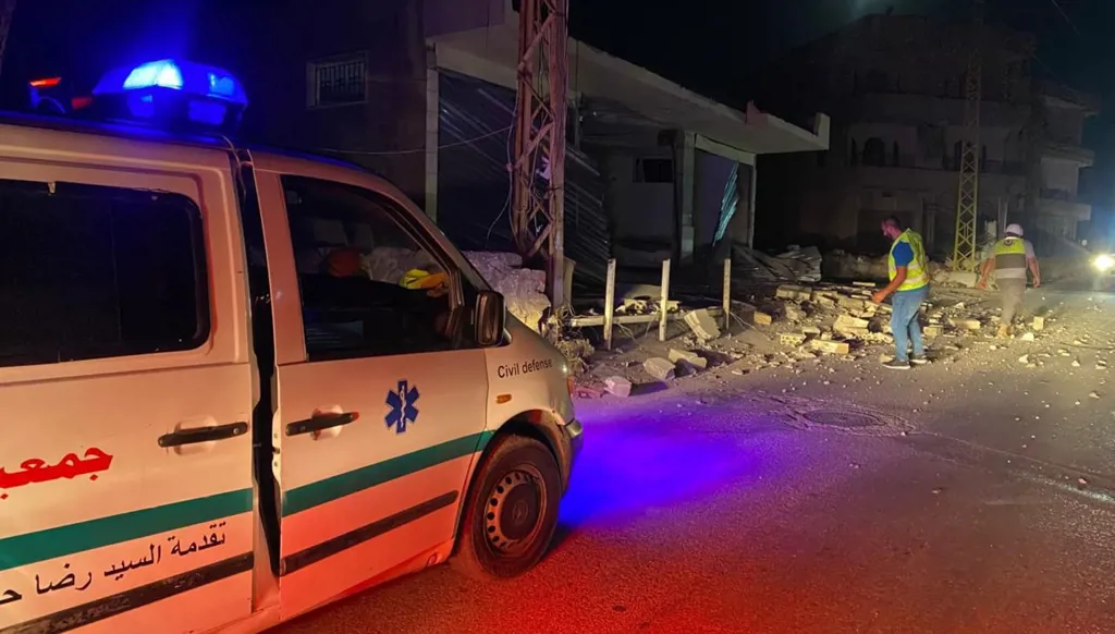 الجيش الإسرائيلي: هاجمنا مقرّاً عسكريّاً لـ"حزب الله" في يحمر جنوب لبنان
