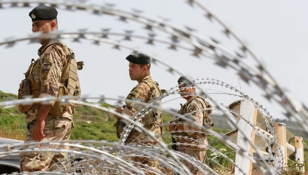 الجيش اللبناني: توقيف 144 سوريًاً لتجوالهم داخل الأراضي اللبنانية بطريقة غير شرعية