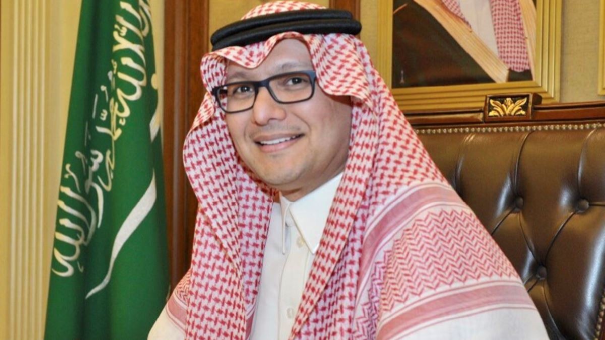 السفير السعودي في بيروت وليد البخاري (انترنت).