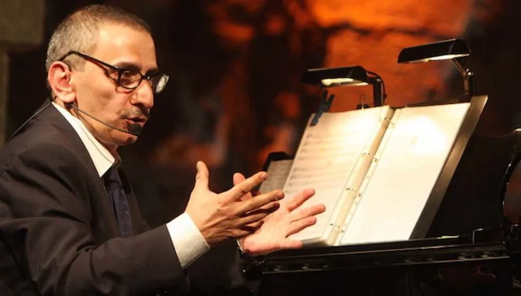 زياد الرحباني خلال مهرجان انطلياس 2013 (أ ف ب)