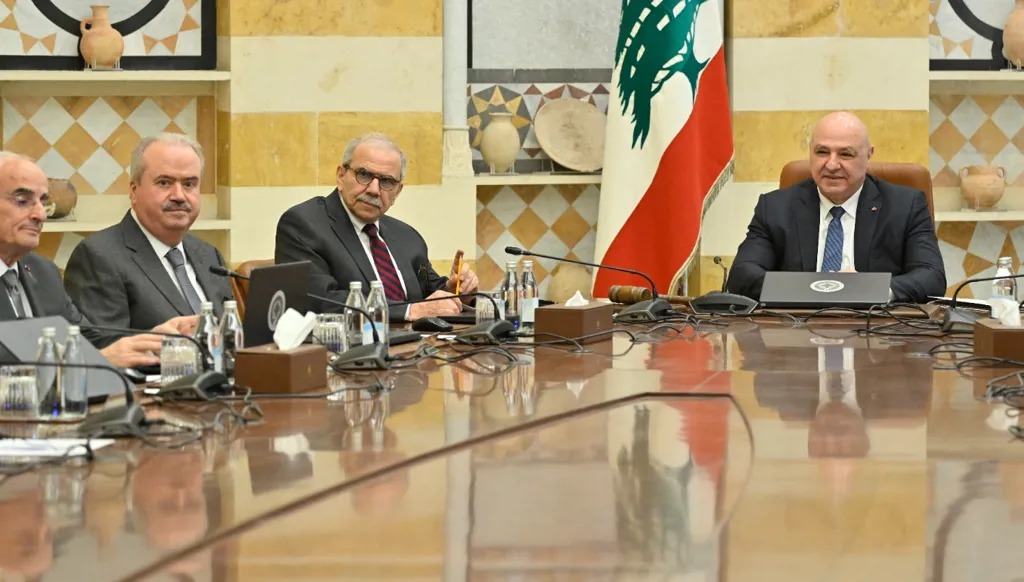 الرئيسان جوزف عون ونواف سلام خلال جلسة مجلس الوزراء (نبيل إسماعيل).