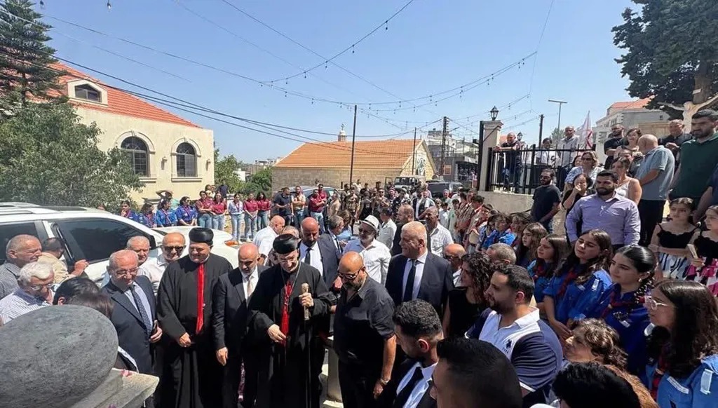 البطريرك بشارة الراعي في عين إبل محطته الثالثة من جولته الجنوبية أمس.