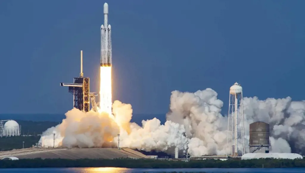 "سبيس إكس" تُجري رحلة تجريبية جديدة لصاروخها العملاق "ستارشيب"