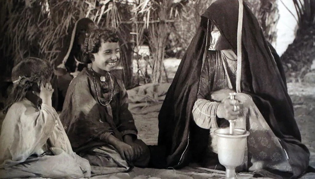 صورة من الامارات في مرحلة الستينات (وكالات).