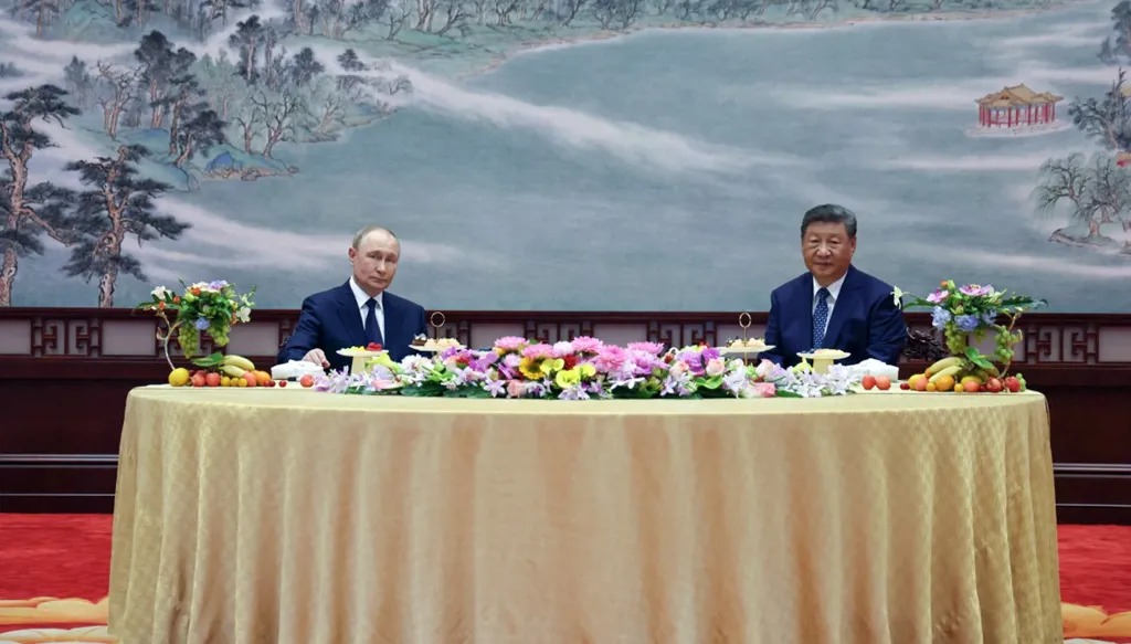الرئيسان الصيني والروسي (أ ف ب).
