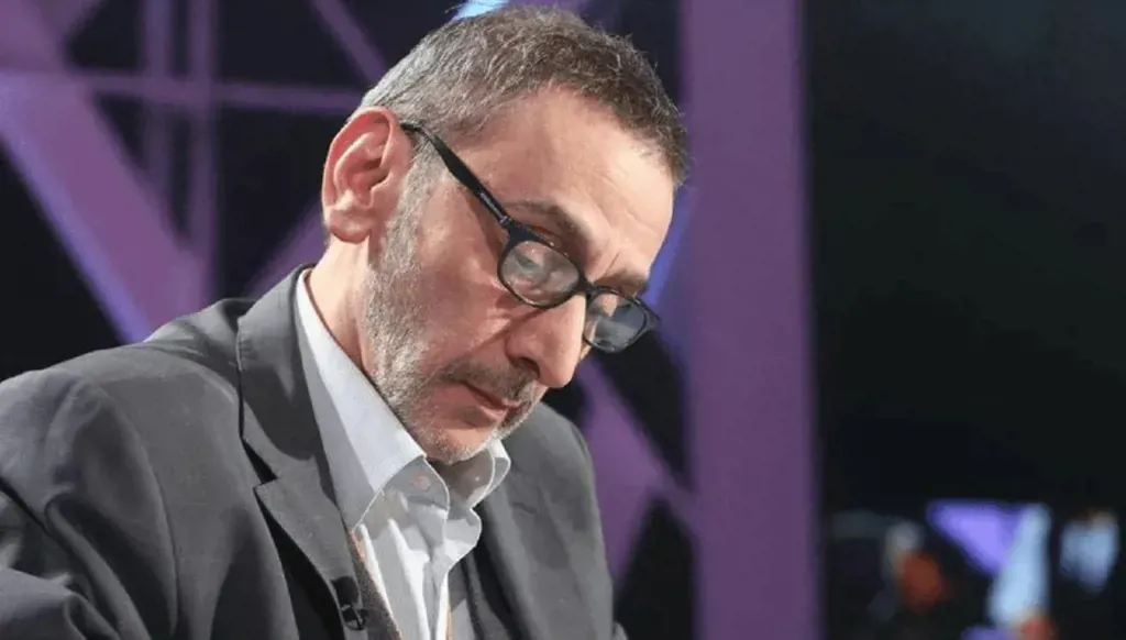 وزير الاتصالات وقّع قراراً بوضع طابع بريدي خاص بالفنان زياد الرحباني في التداول اعتباراً من الأربعاء المقبل