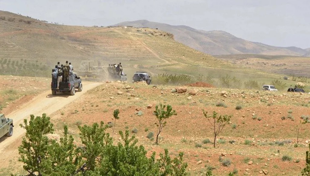 دورية أمنية على الحدود اللبنانية السورية (أرشيفية).