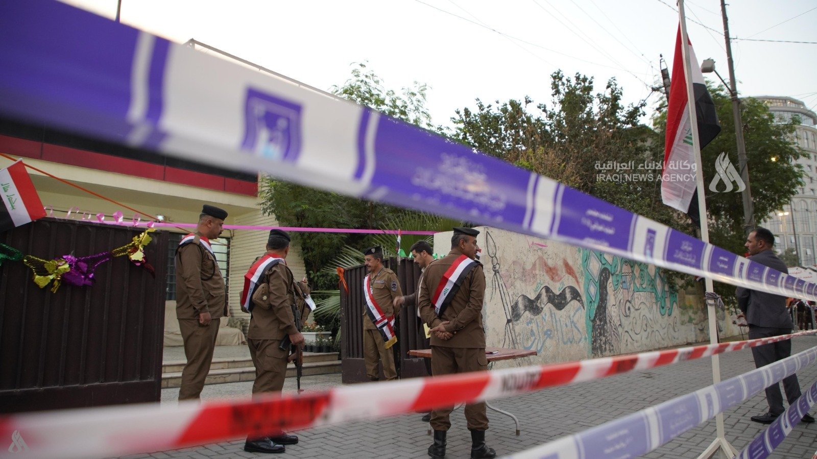 انطلاق عملية التصويت الخاص في العراق (وكالة واع).