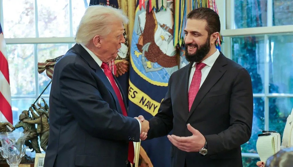 لقاء الشرع وترامب في البيت الأبيض (أ ف ب).