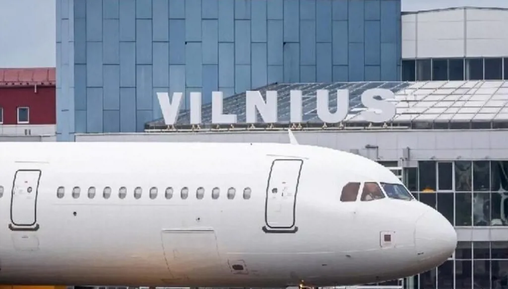 مجدّداً... إغلاق مطار فيلنيوس في ليتوانيا بسبب تحرّك مناطيد نحو مجاله الجوي