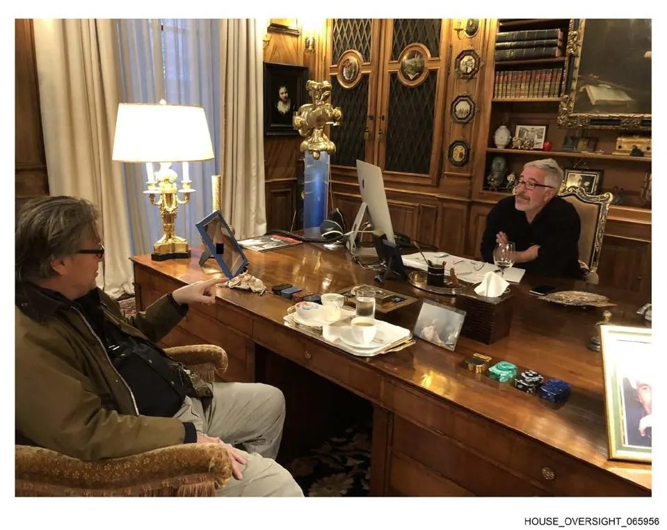 إبستين ونعوم تشومسكي (فوربس).