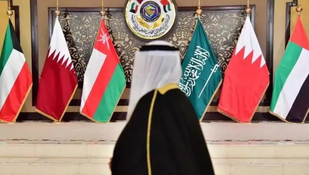 أعلام دول الخليج (أ ف ب).