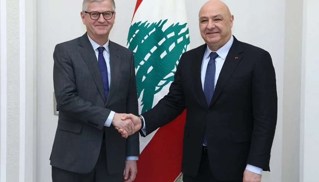 لاكروا اختتم جولته في لبنان: تأكيد على دور "اليونيفيل" في الحفاظ على الاستقرار وتنفيذ القرار 1701