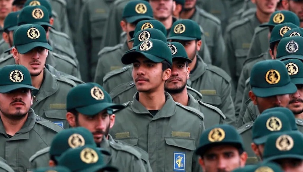 عناصر من الحرس الثوري (أرشيف أب)