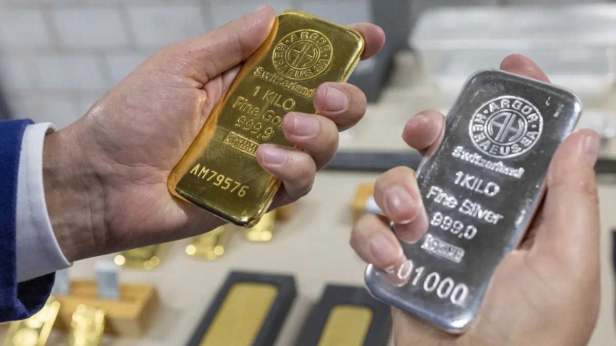 الذهب والفضة (من الانترنت).