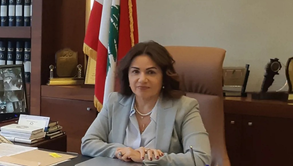 وزيرة الشؤون الاجتماعية حنين السيّد .