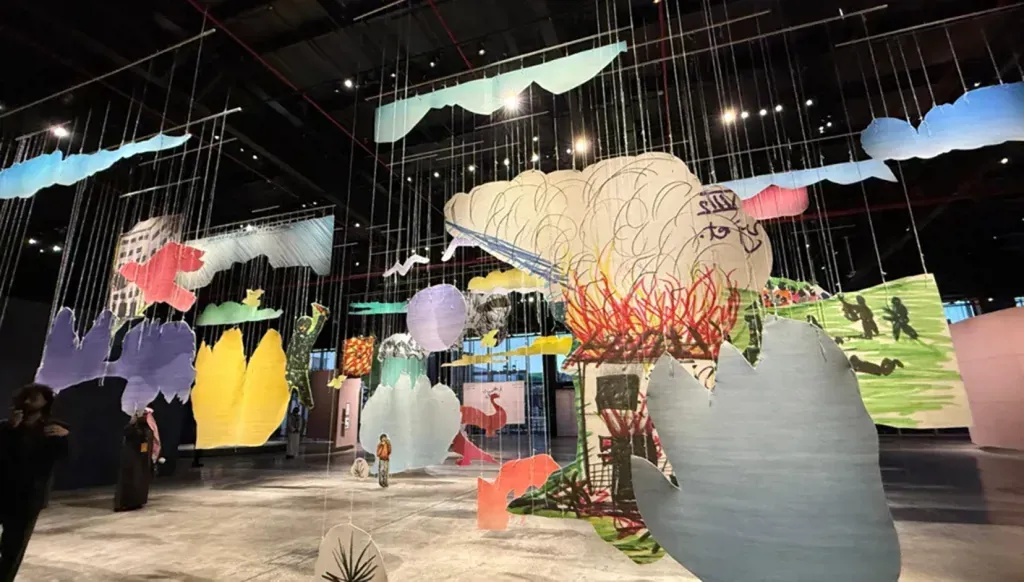 Dans les interludes et transitions : la Biennale de Diriyah 2026 explore la vie en mouvement