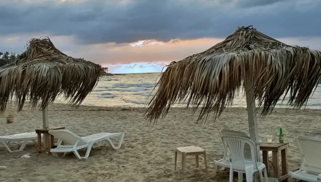 شاطئ الرميلة (أحمد منتش).