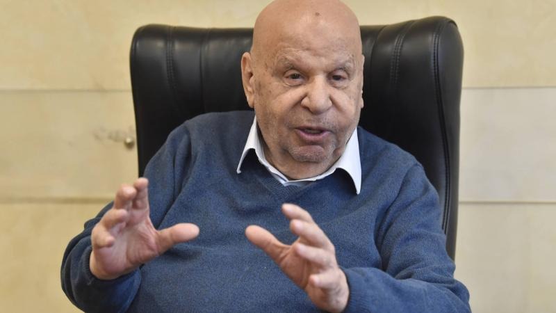 الوزير السابق الراحل محسن دلول (انترنت).