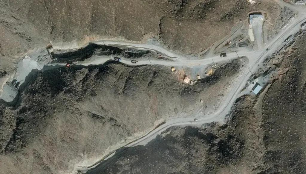 تقرير: صور أقمار اصطناعية تُظهر هجوماً جديداً على موقع نطنز النووي