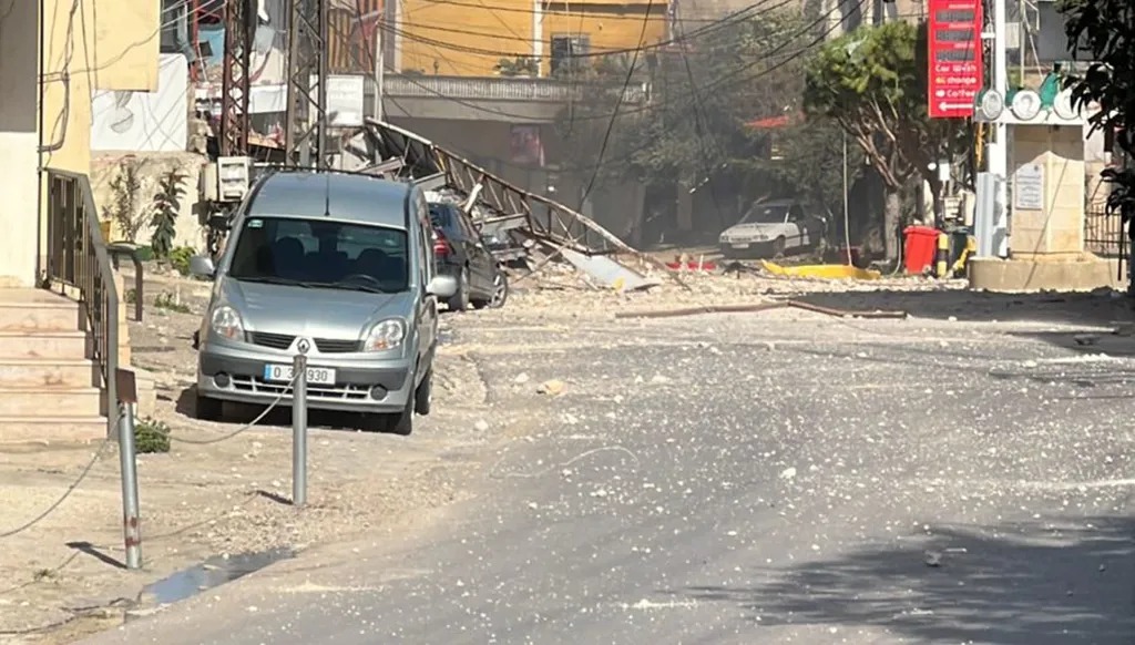 غارة على محطة الأمانة في ديرقانون النهر الأسبوع الماضي