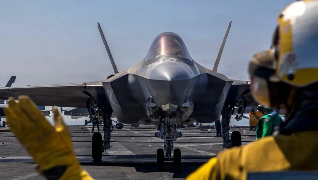 "وول ستريت جورنال": كلفة عسكرية باهظة لحرب إيران