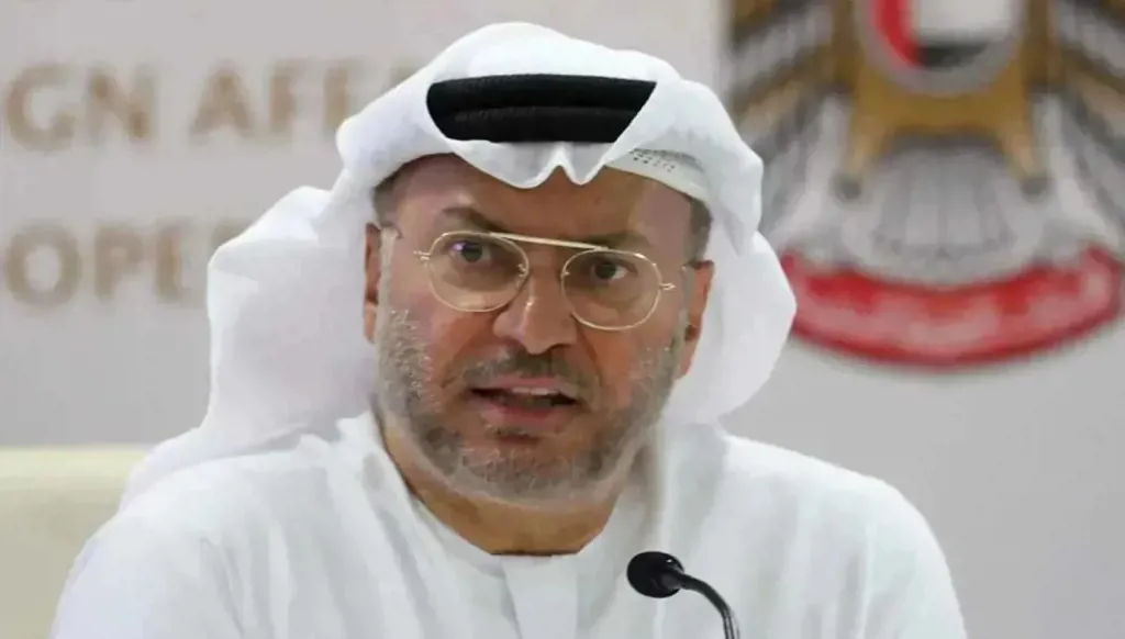 قرقاش يُوجّه "تحية تقدير واعتزاز" من الإمارات إلى البحرين: سنهزم معاً عدوان الشر والظلام