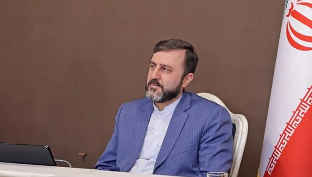 نائب وزير الخارجية الإيراني: تهديدات ترامب باستهداف مواقع مدنية ترقى إلى "جرائم حرب"