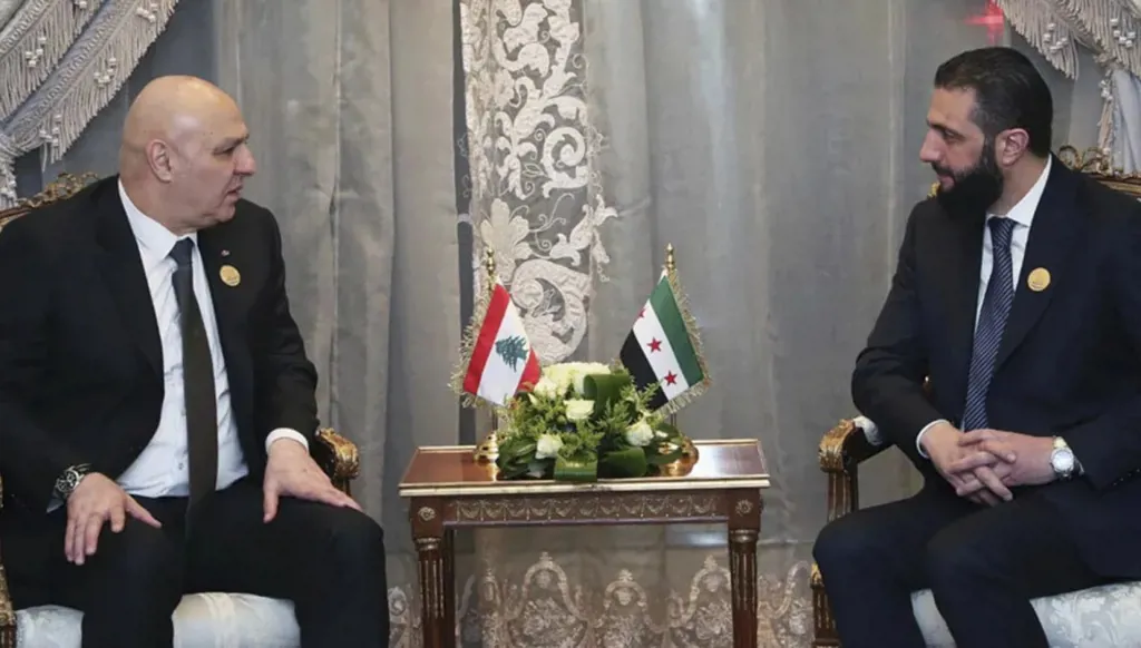 هل من زيارة مرتقبة لجوزف عون إلى دمشق وأحمد الشرع إلى بيروت؟