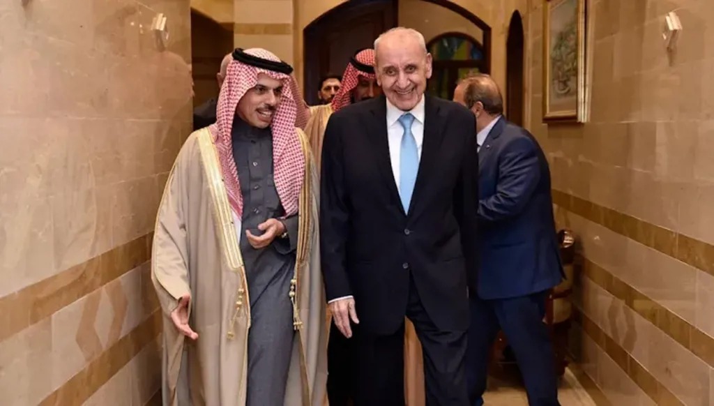 بري مستقبلاً وزير الخارجية السعودي فيصل بن فرحان.
