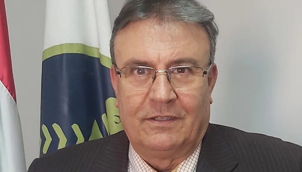 نعمه محفوض.