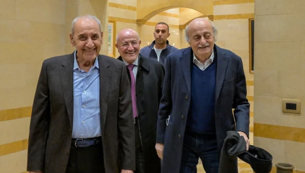 ما أبعاد دعوة وليد جنبلاط إلى الحوار مع "حزب الله"؟