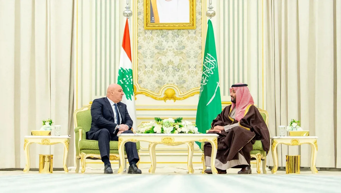 كيف تؤثر سياسات ترامب الحمائية والتوترات التجارية على الأسواق المالية؟