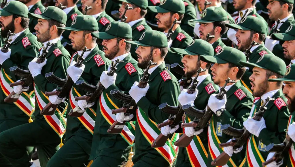 هل قرّر "الحرس الثوري" إعادة بناء "الحزب"؟