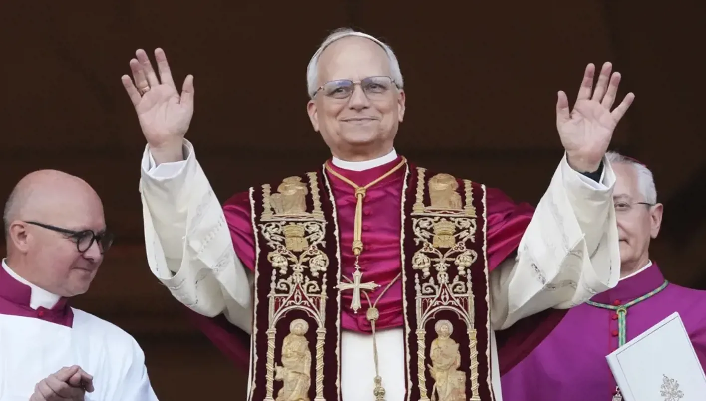 5 عند الخامسة: البابا في لبنان و'رسائل نارية'... توغّل إسرائيلي في بيت جن السورية