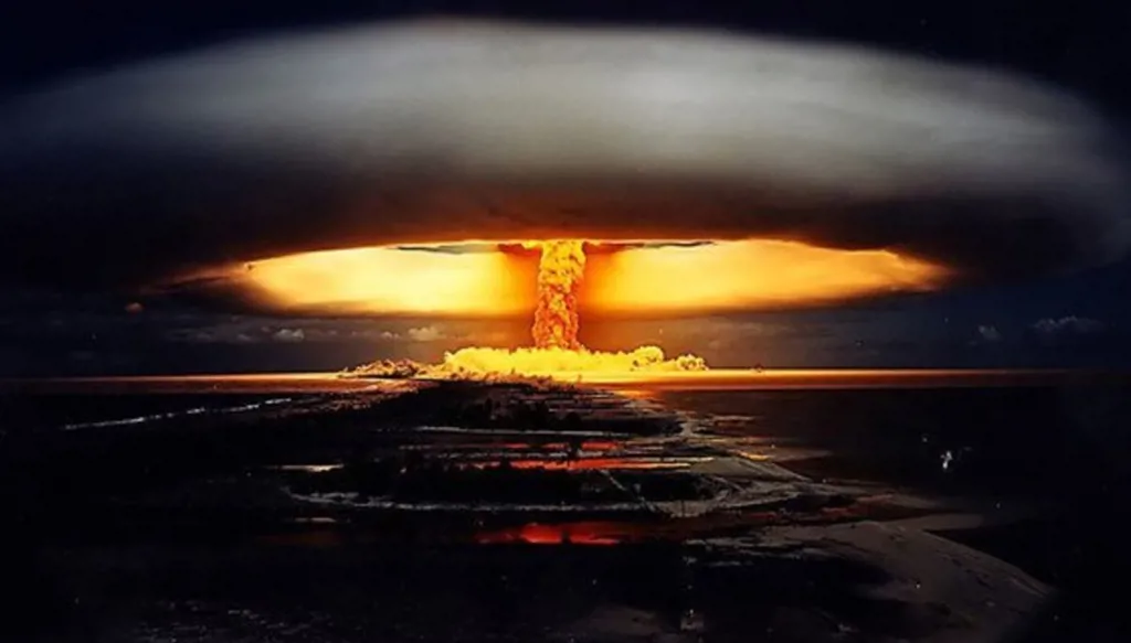 أي دول تملك السلاح النووي في 2025؟