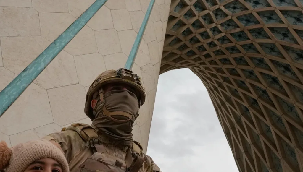 كيف سينظر الناخب الأميركي إلى قصفٍ آخر لإيران؟