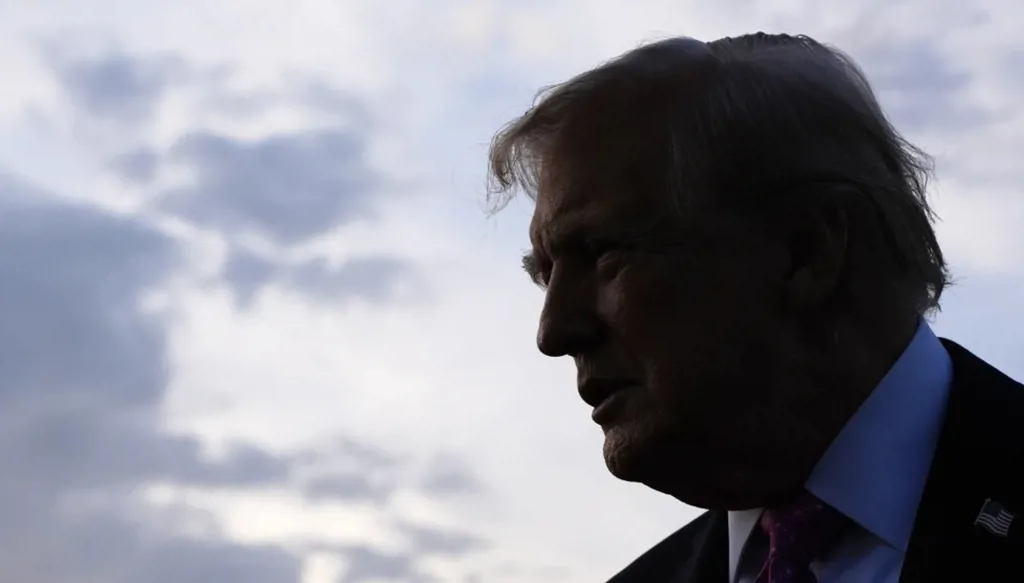 لماذا قد يؤجل ترامب قصفه المحتمل لإيران؟