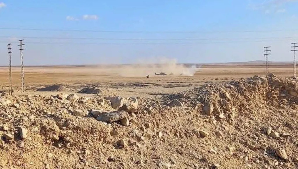 مروحيات أميركية تدخلت لإجلاء المصابين عقب هجوم تدمر (صورة متداولة على إكس)