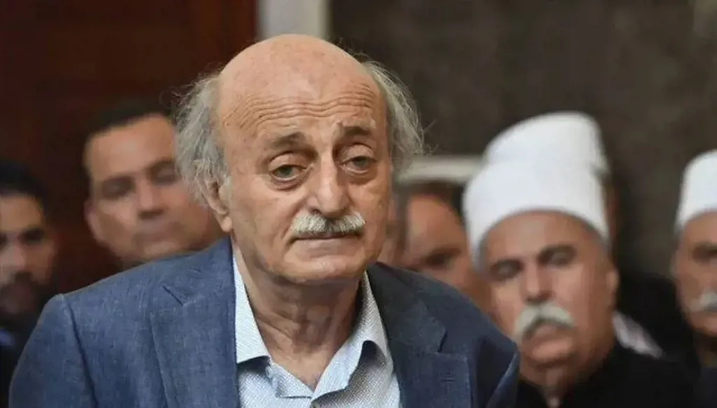 اتصال بين جنبلاط والبرزاني: شرحٌ لنتائج الزيارة إلى دمشق