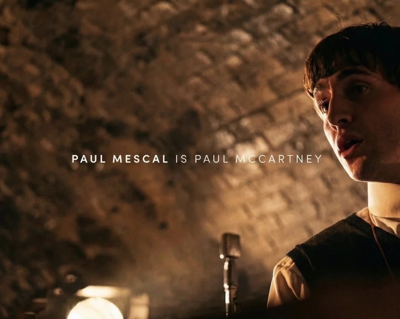بول ميسكال في دور بول مكارتني.