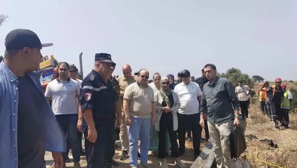 20 قتيلاً على الأقل في انقلاب حافلة لنقل المسافرين في الجزائر